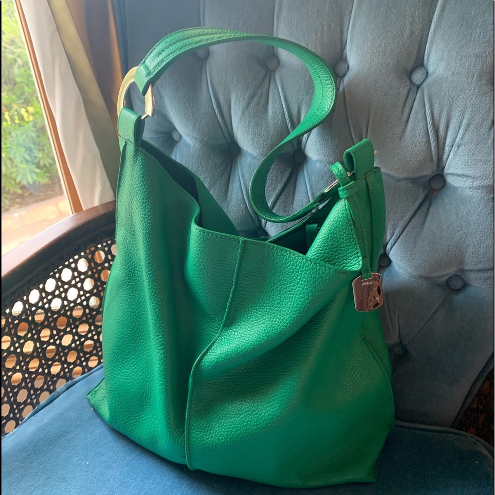 Furla Green leather tote bag. Beautiful!
